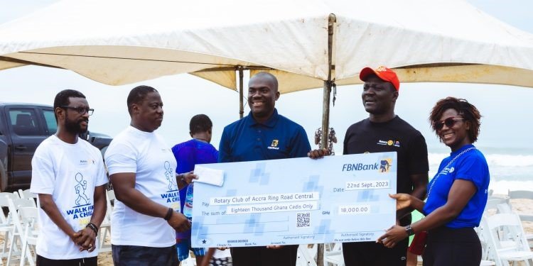 Ghana: FBNBank Ghana staff donate…