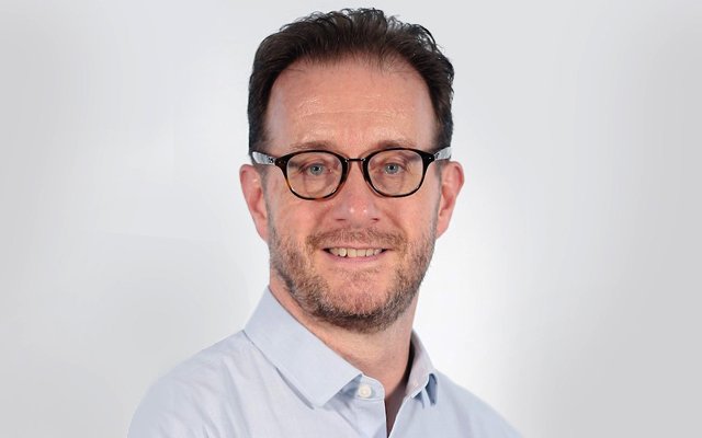 NEW: Richard Thompson: Comm. leaders must build internal brands